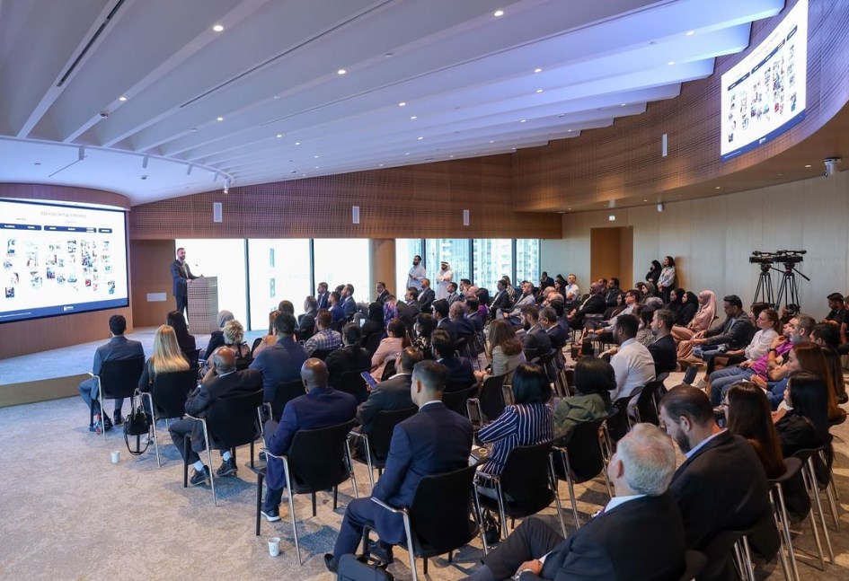 ندوة "الخدمة المتميزة" ندوة "الخدمة المتميزة"